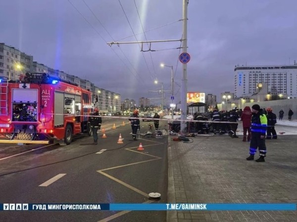 Страшное ДТП произошло в Минске. Водитель скончался на месте происшествия Страшное ДТП произошло в Минске. Водитель скончался на месте происшествия