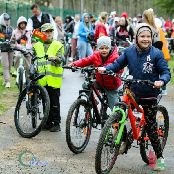 В Жабинке прошел велопробег, посвященный Празднику труда