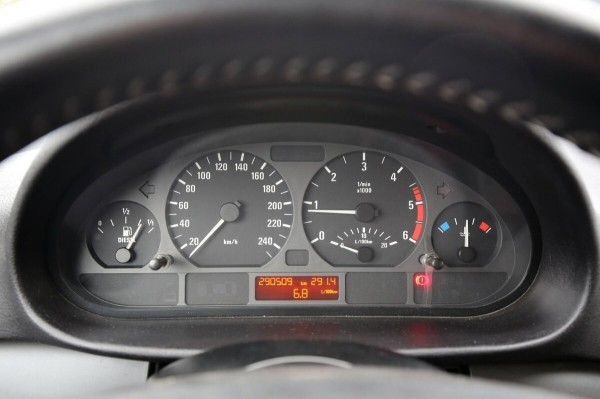 «Продавец сказал, что я счастливчик». Житель Брестской области о владении неприхотливым BMW Е46 2002 г. в. «Продавец сказал, что я счастливчик». Житель Брестской области о владении неприхотливым BMW Е46 2002 г. в.