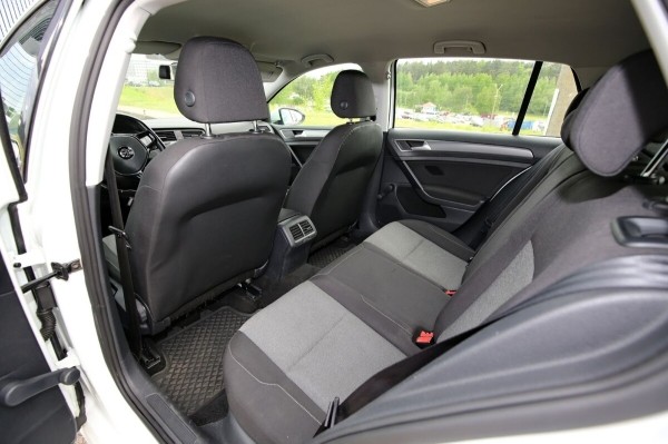 Белорус купил «непроходной» VW Golf, но выставил его на продажу. Чем не понравился 1,2-литровый хетчбэк? Белорус купил «непроходной» VW Golf, но выставил его на продажу. Чем не понравился 1,2-литровый хетчбэк?