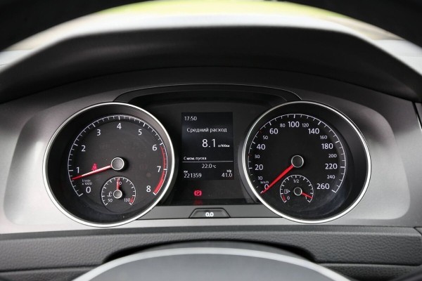 Белорус купил «непроходной» VW Golf, но выставил его на продажу. Чем не понравился 1,2-литровый хетчбэк? Белорус купил «непроходной» VW Golf, но выставил его на продажу. Чем не понравился 1,2-литровый хетчбэк?